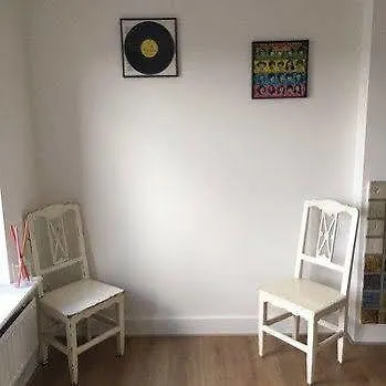 Bed & Breakfast Check Mate 3*