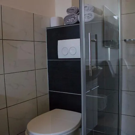 Bed & Breakfast Check Mate 3*